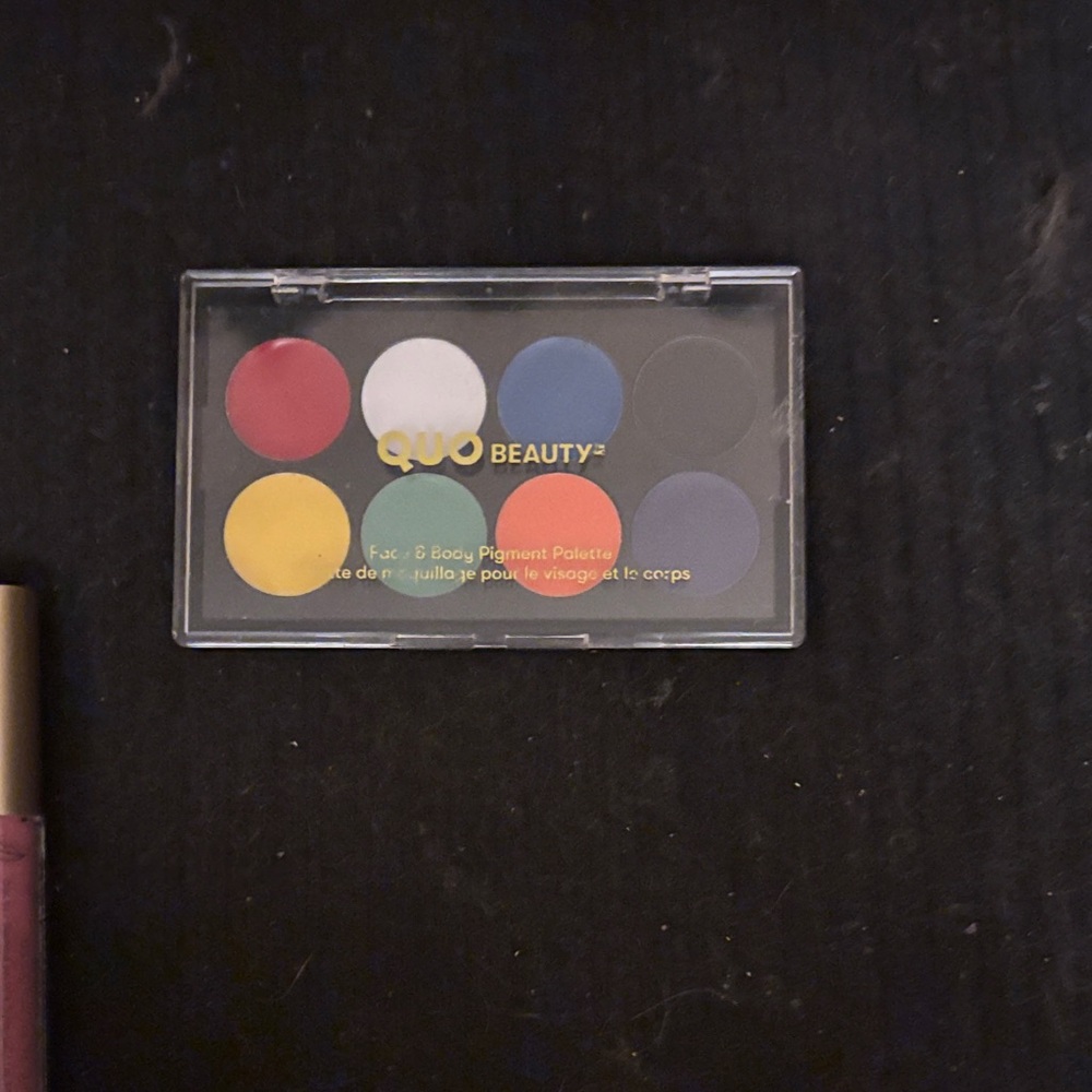 Face & Body Pigment Palette - Multicolor